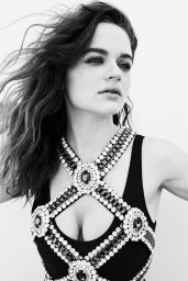 Joey King   ELLE Magazine Singapore July 2022 Photos   - 7