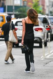 Karlie Kloss - Out in New York 07/14/2022