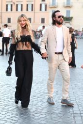 Kate Hudson - Valentino Haute Couture Show in Rome 07/08/2022