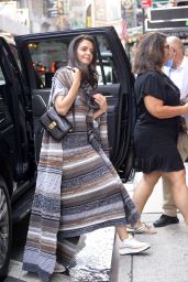 Katie Holmes - Aarrives at GMA in New York City 07/20/2022
