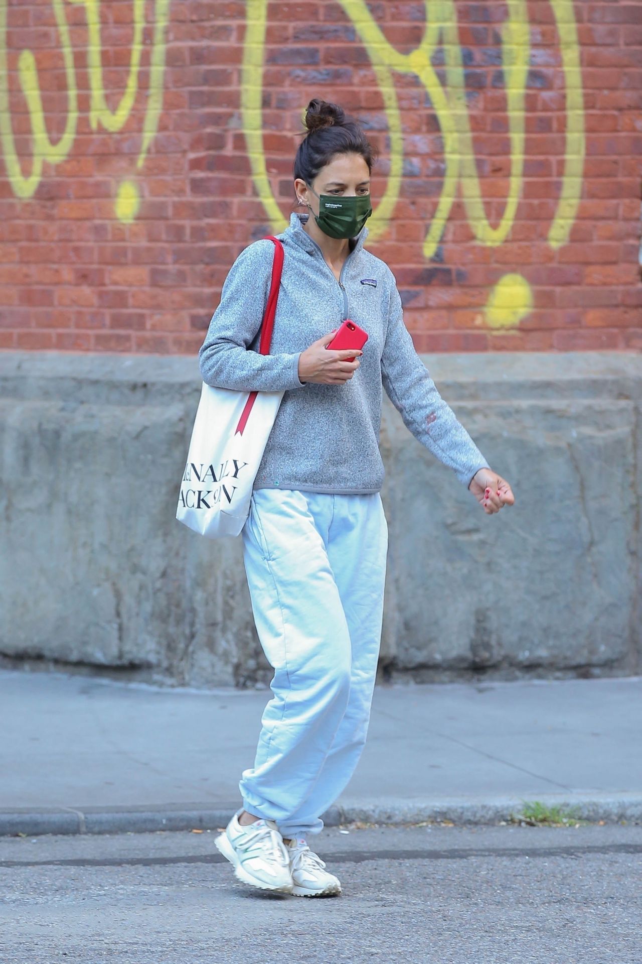 Katie Holmes in Comfy Outfit - NYC 07/13/2022 • CelebMafia
