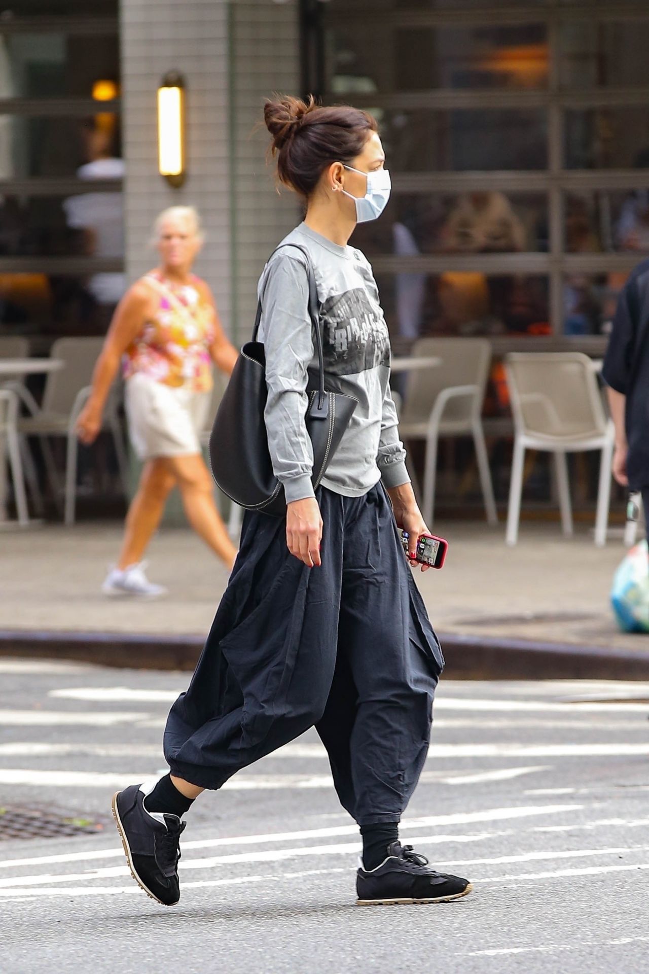 Katie Holmes - Out in New York 07/07/2022 • CelebMafia