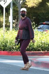 Katy Perry in a Tracksuit at the Park in Beverly Hills 07 25 2022   - 66