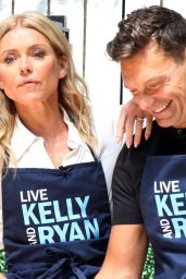 Kelly Ripa - Taping for Live Foodfluencer Friday Faceoff "Live with Kelly and Ryan" TV Show in New York 07/07/2022