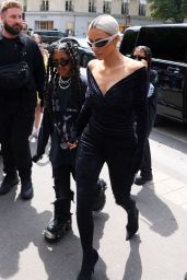 Kim Kardashian at the Balenciaga Fashion Show in Paris 07 06 2022   - 57