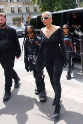 Kim Kardashian at the Balenciaga Fashion Show in Paris 07 06 2022   - 16