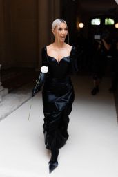 Kim Kardashian – Balenciaga Fashion Show in Paris 07/06/2022