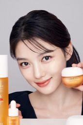 Kim Yoo Jung   Laneige Korea 2022   - 52