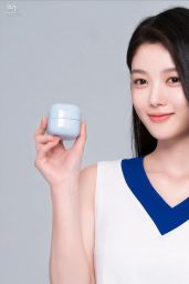 Kim Yoo Jung   Laneige Korea 2022   - 68