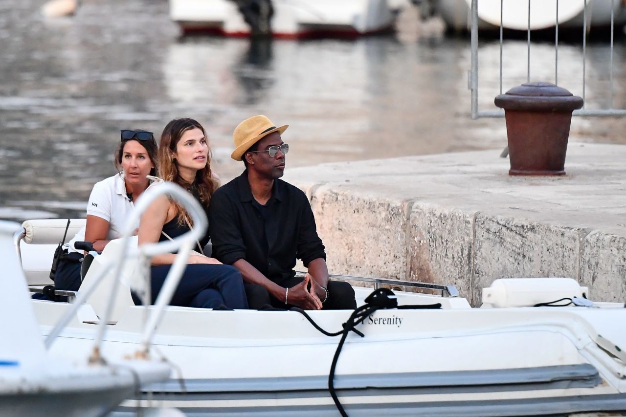 Lake Bell and Chris Rock - Exploring and Sightseeing in the Old City