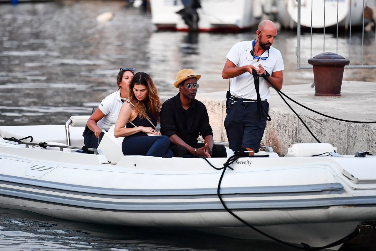 Lake Bell and Chris Rock - Exploring and Sightseeing in the Old City