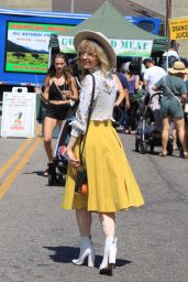Lindsey Stirling at the Farmers Market in Los Angeles 07/17/2022