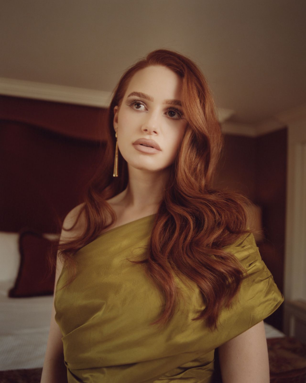 Madelaine Petsch - Rollacoaster Spring/Summer 2022 (more photos ...