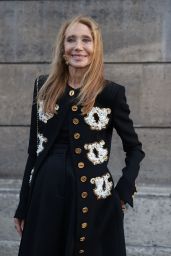 Marisa Berenson Wearing Schiaparelli Coat - Paris 07/04/2022