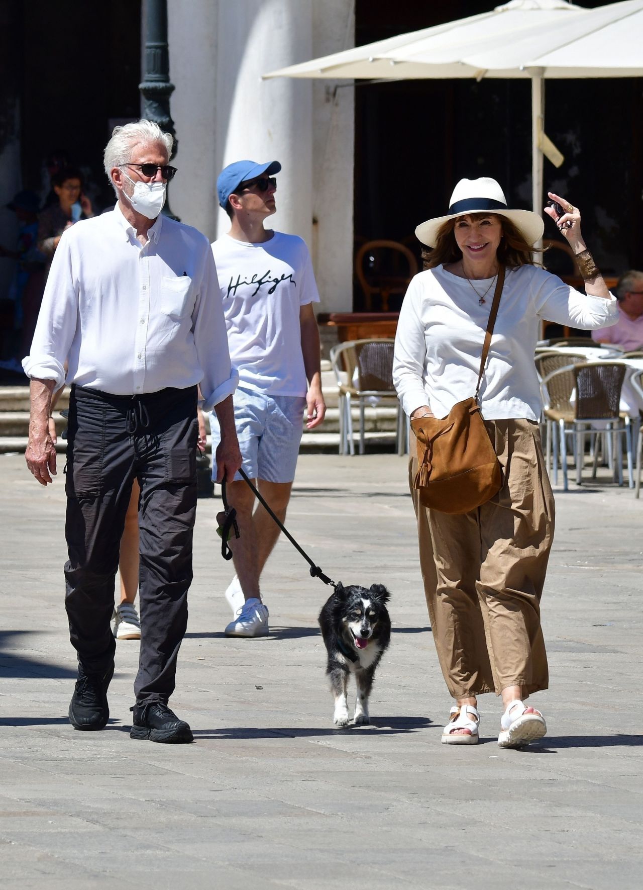 Mary Steenburgen and Ted Danson on Vacation in Venice 07/08/2022 •  CelebMafia