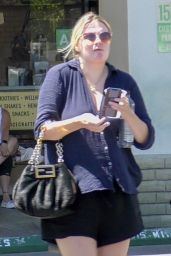 Mischa Barton - Running Errand in Los Angeles 07/08/2022
