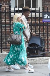 Nicola Adams and Ella Baig   Leaving Lindo Wing 07 15 2022   - 97