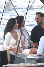 Nicole Scherzinger   Out in Mykonos 07 04 2022   - 84