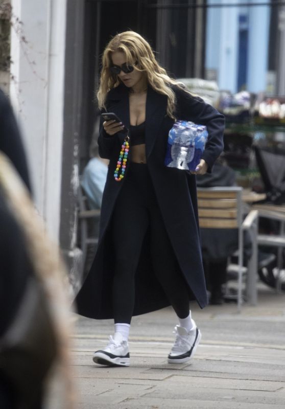 Rita Ora - Shopping in Her Local High Street in London 07/04/2022