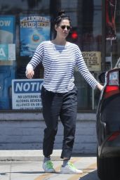 Sarah Silverman   Out in Los Angeles 07 03 2022   - 17