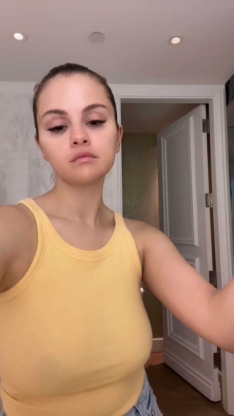 Selena Gomez 07202022 • Celebmafia 2952