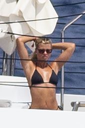 Sofia Richie in a Black Bikini 07/25/2022