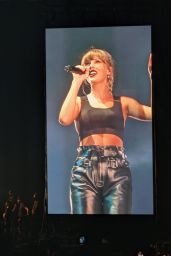 Taylor Swift - Performing Live at HAIM Concert in London 07/21/2022