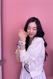 Tiffany Young Outfit 07/05/2022