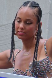 Alicia Keys   RC Rooftop Photo Shoot in New York 08 11 2022   - 12