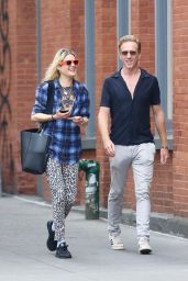 Alison Mosshart - Out in Manhattan’s SoHo Area 08/18/2022