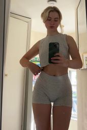 Anais Gallagher 08 21 2022   - 4