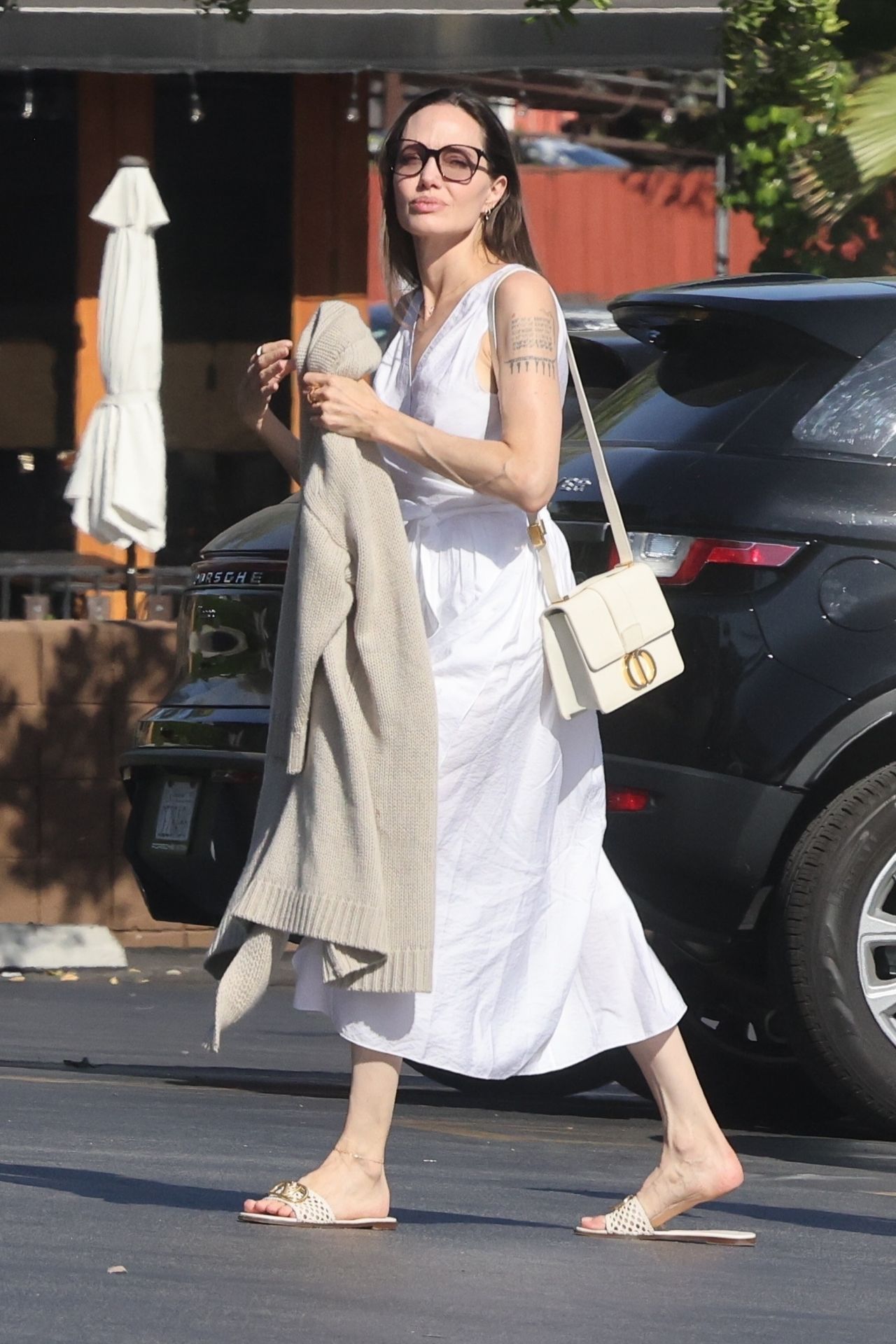 Angelina Jolie Style, Clothes, Outfits and Fashion • CelebMafia