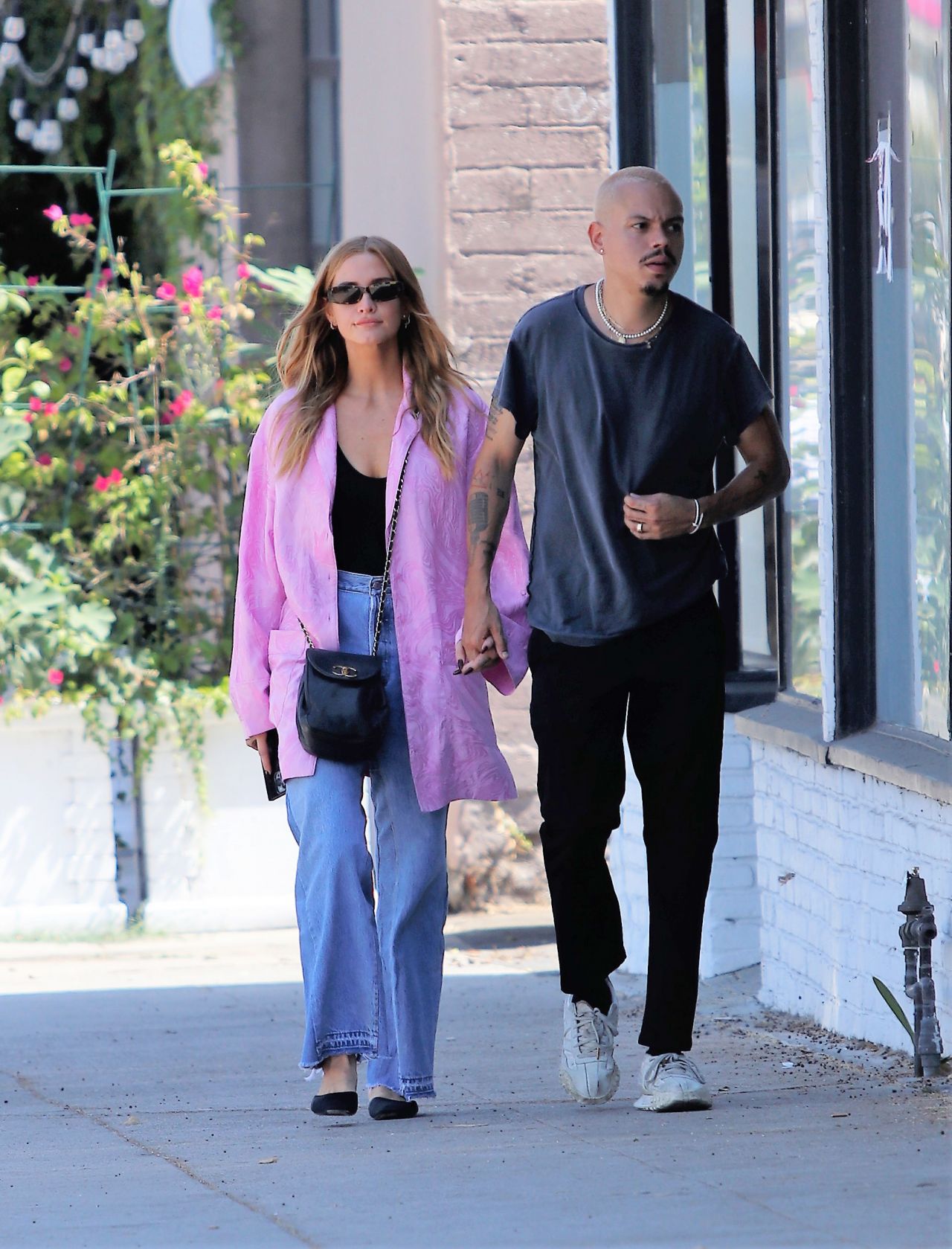 Ashlee Simpson and Evan Ross - Out in Los Angeles 08/22/2022 • CelebMafia