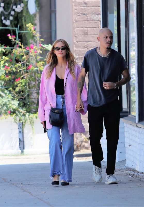 Ashlee Simpson and Evan Ross - Out in Los Angeles 08/22/2022