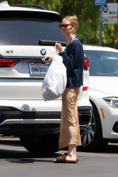 Ashlee Simpson - Shopping in Los Angeles 08/01/2022