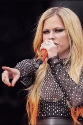 Avril Lavigne 08/15/2022