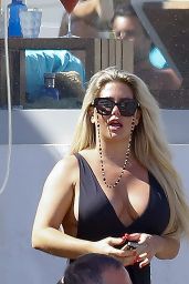 Bianca Gascoigne in a Black Swimsuit 08/22/2022