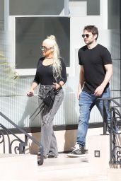 Christina Aguilera and Matthew Rutler   Shopping in France 08 01 2022   - 43