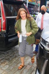 Drew Barrymore in Sweats  Jacket and Sandals   New York 08 07 2022   - 42