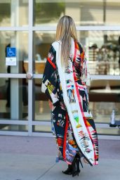 Heidi Klum - Arriving at America