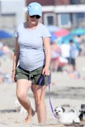 Heidi Montag on the Beach in Los Angeles 08/09/2022