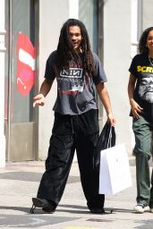 Jasmine Daniels - Shopping in New York 07/31/2022