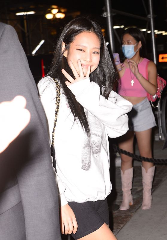 Jennie Kim - Out in New York 08/28/2022