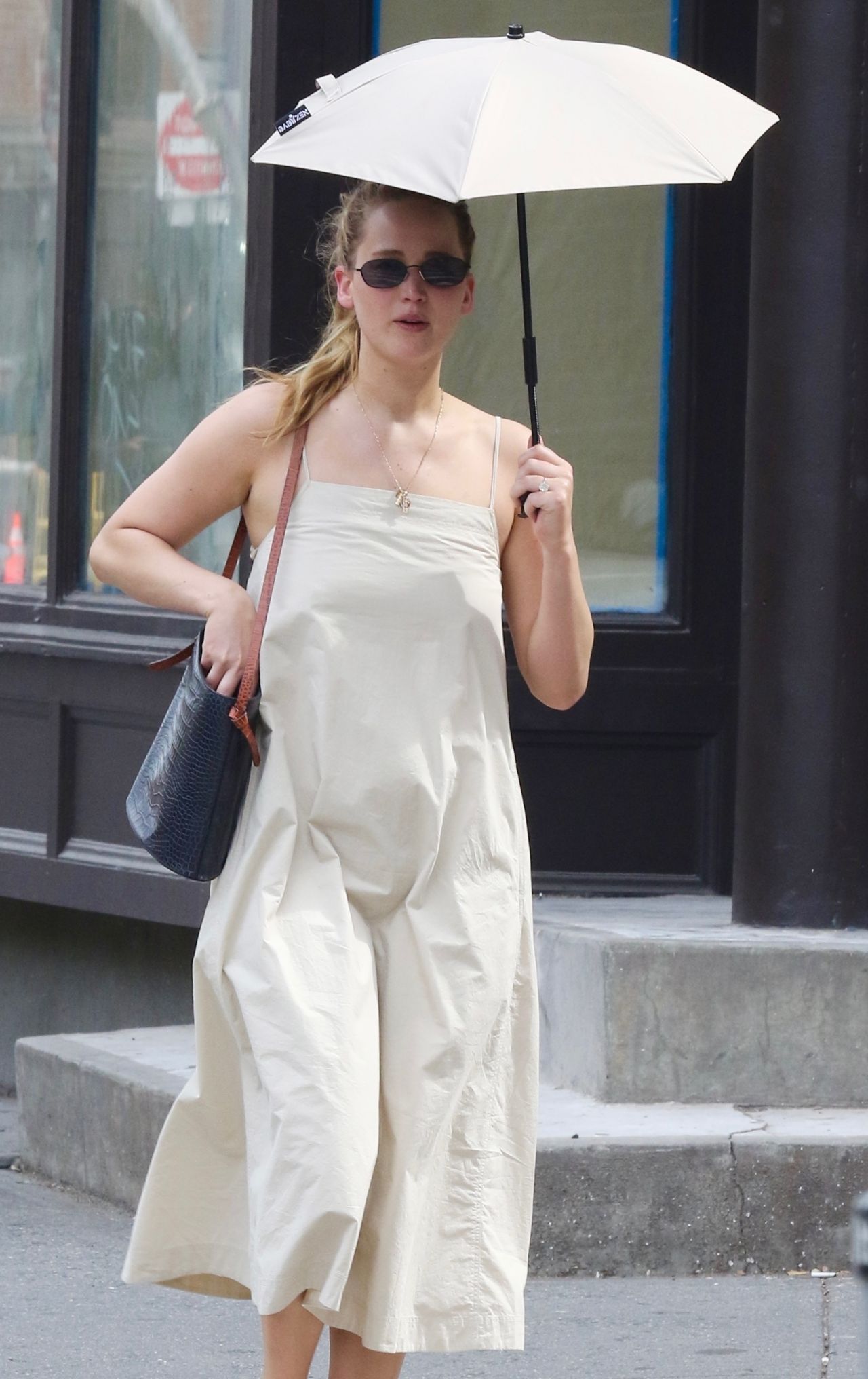 Jennifer Lawrence Style, Clothes, Outfits and Fashion • CelebMafia