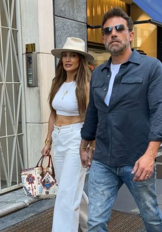 Jennifer Lopez and Ben Affleck - Out in Milan 08/25/2022
