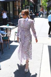 Jennifer Lopez Looks Chic in New York 08/14/2022