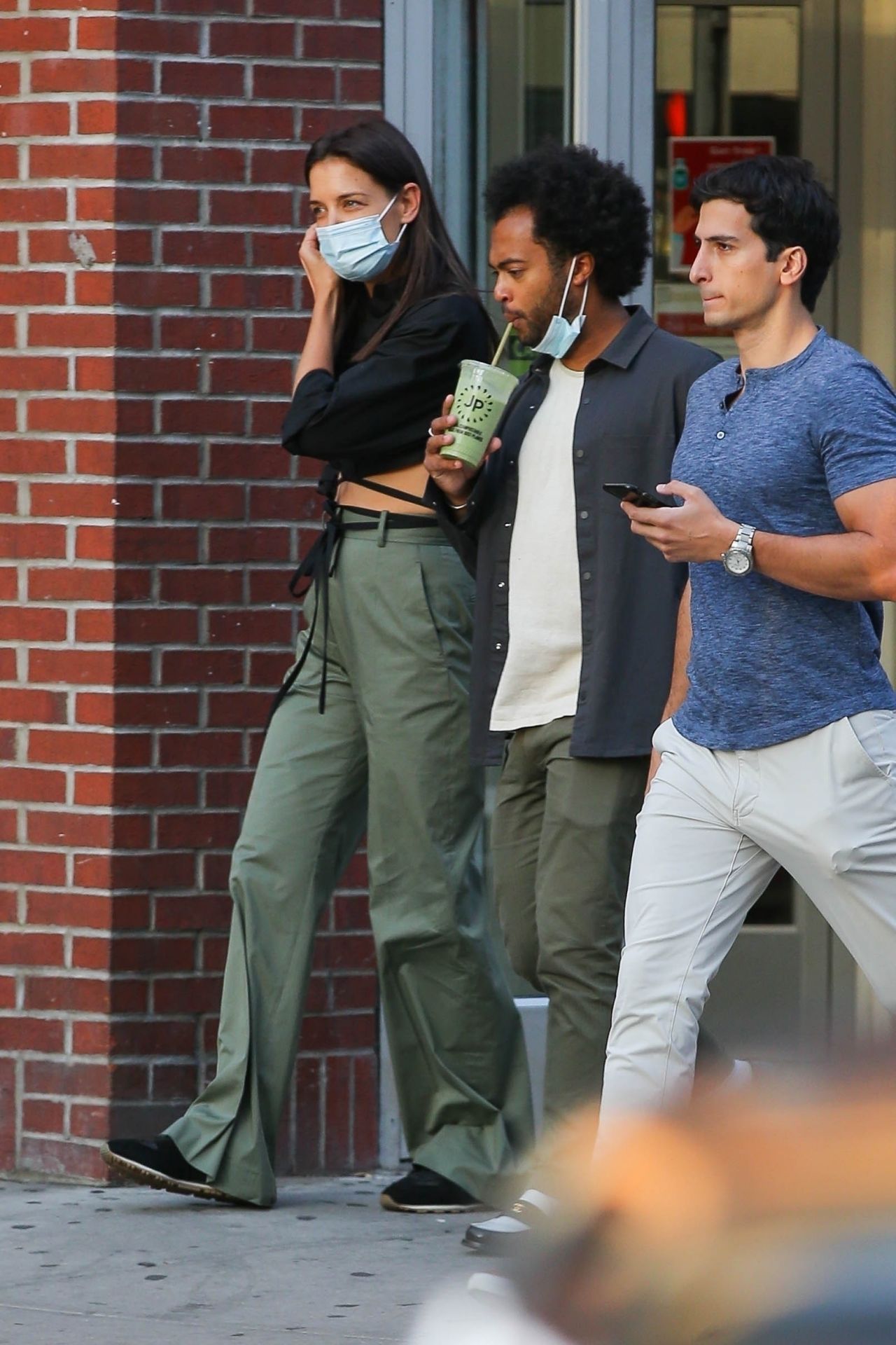 Katie Holmes and Bobby Wooten III Wear Matching Outfits - New York 08