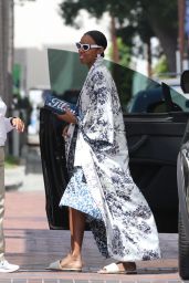 Kelly Rowland at High-End Store Neiman Marcus in Beverly Hills 08/29/2022