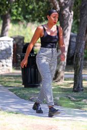 Kelly Rowland - Coldwater Canyon Park in Beverly Hills 08/19/2022
