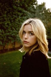 Kiernan Shipka   Photo Shoot August 2022   - 52